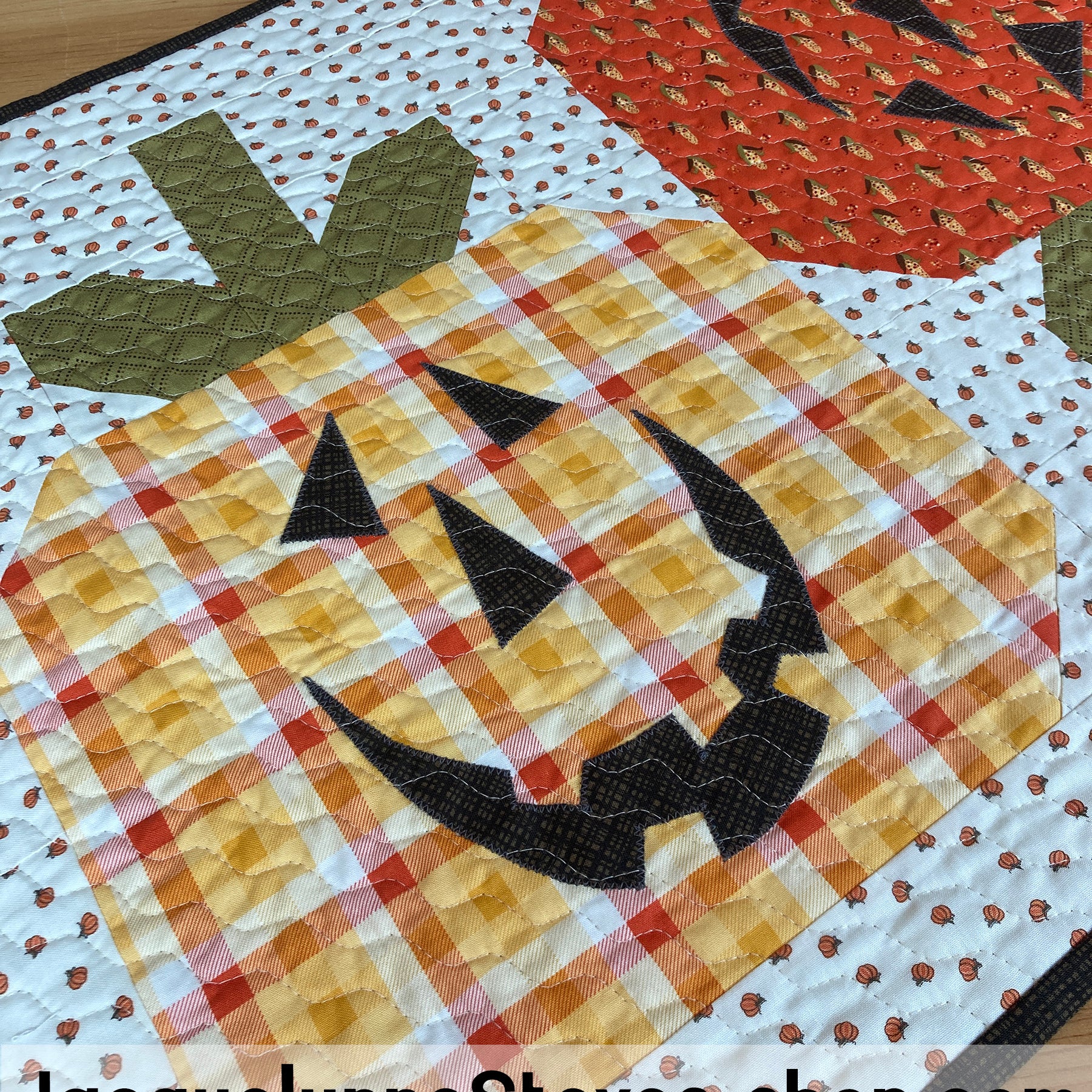 Pumpkin Parade Table Runner Kit - Jacquelynne Steves
