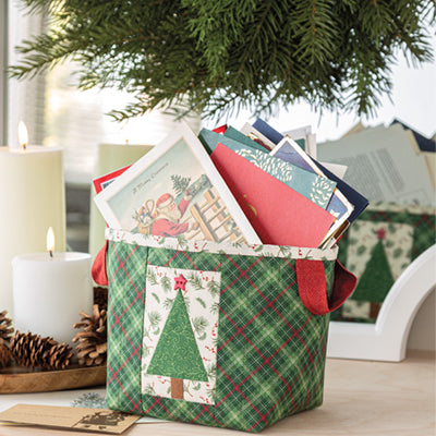 A Very Merry Quilted Christmas Book - The Art of Home - Jacquelynne Steves