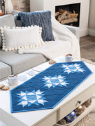 A Very Merry Quilted Christmas Book - The Art of Home - Jacquelynne Steves