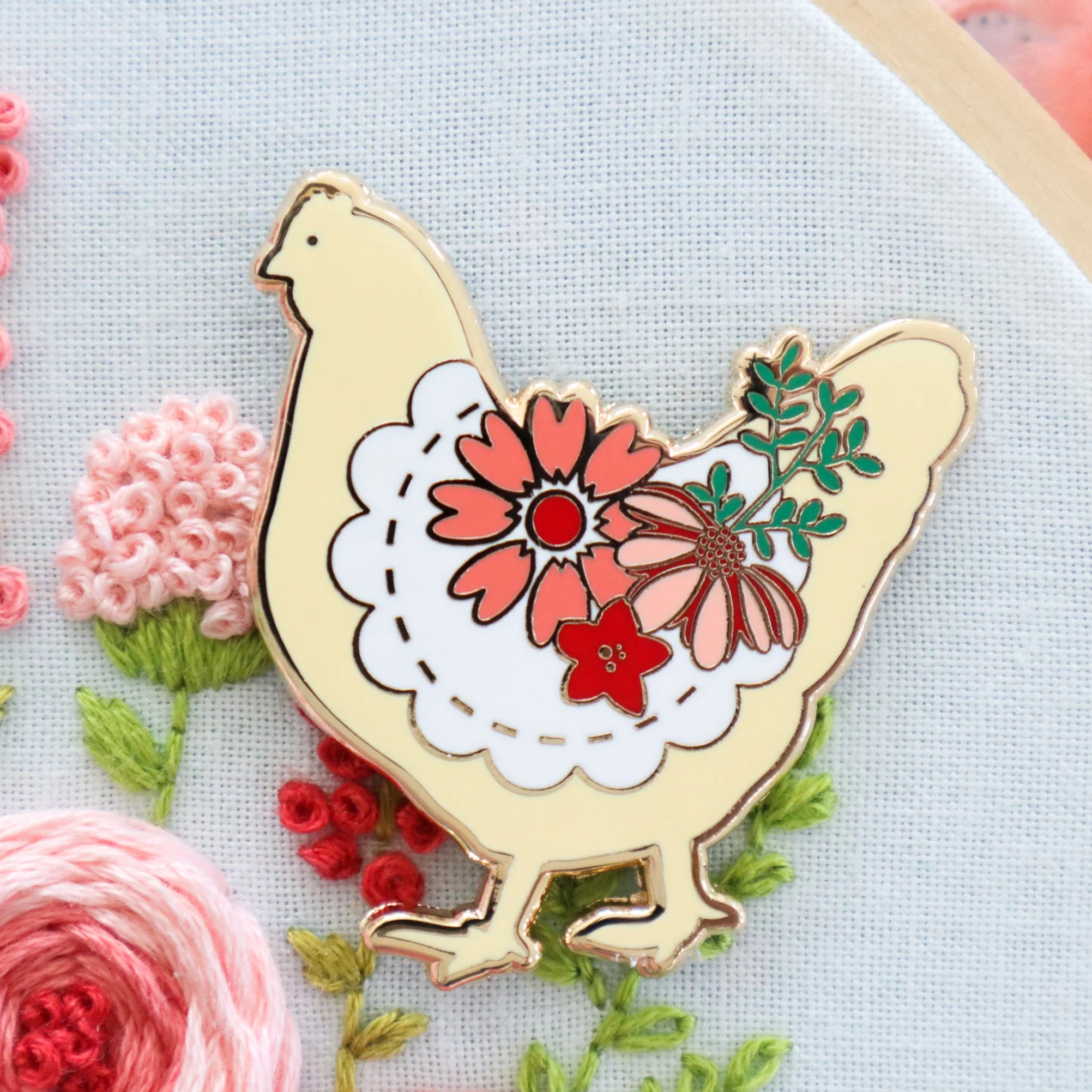 Farmhouse Floral Chicken Needle Minder - Jacquelynne Steves
