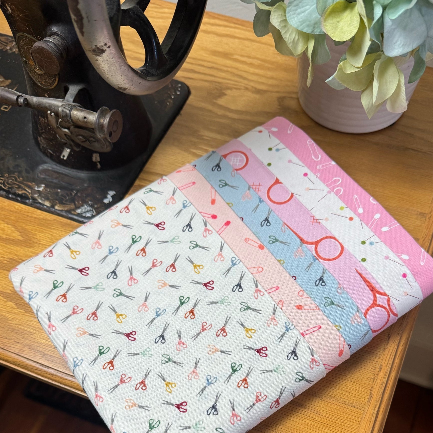 Scissors & Pins Fabric Bundle - The Art of Home - Jacquelynne Steves