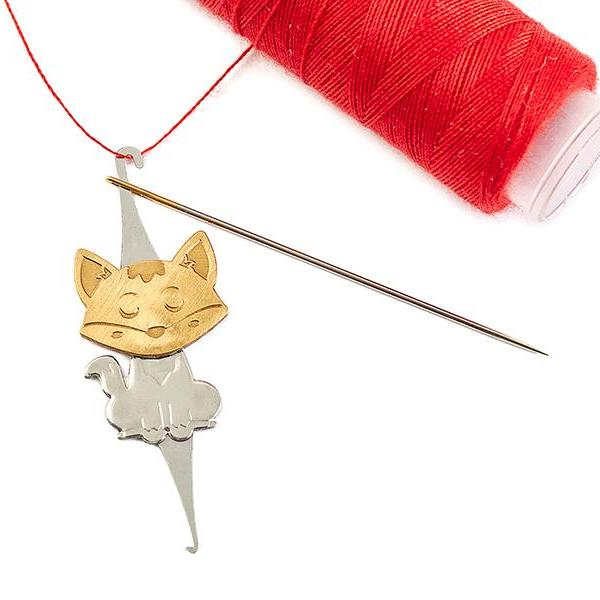 Smart Fox Dual Needle Threader - The Art of Home - Jacquelynne Steves