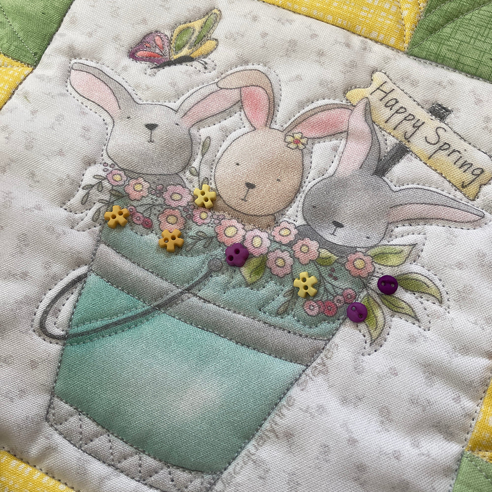Springtime Bunny Mini Wall Hanging Kit - Jacquelynne Steves