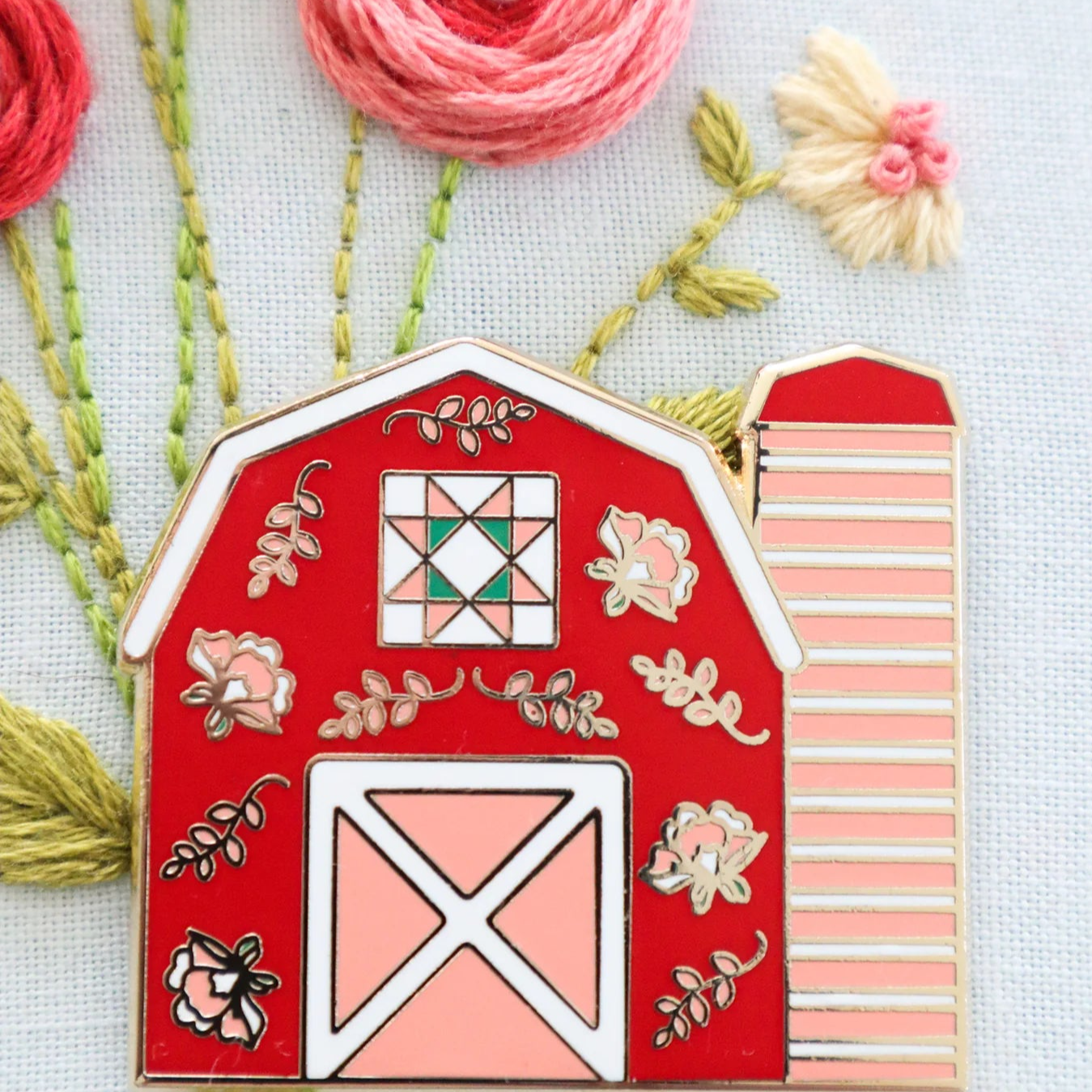 Sweet Acres Barn Magnetic Needle Minder - Jacquelynne Steves
