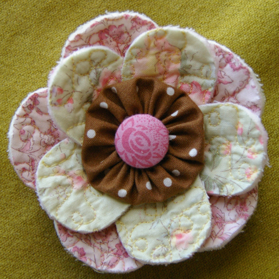 Scrappy Quilt-y Flower Pin Pattern - Digital - Jacquelynne Steves