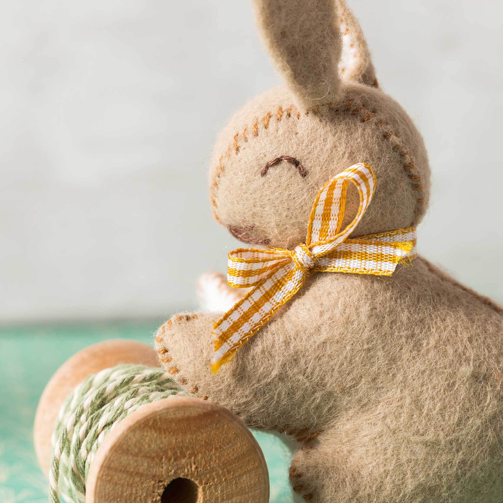 Bunnies Felt Craft Kit - The Art of Home - Jacquelynne Steves