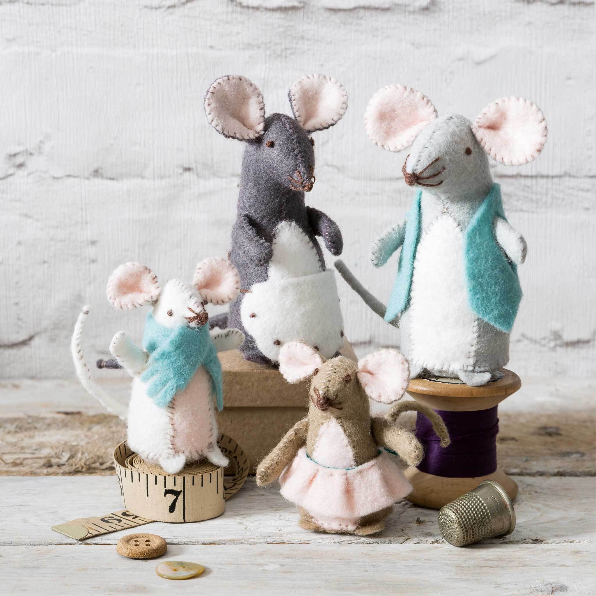 Mouse Family Felt Craft Kit - The Art of Home - Jacquelynne Steves