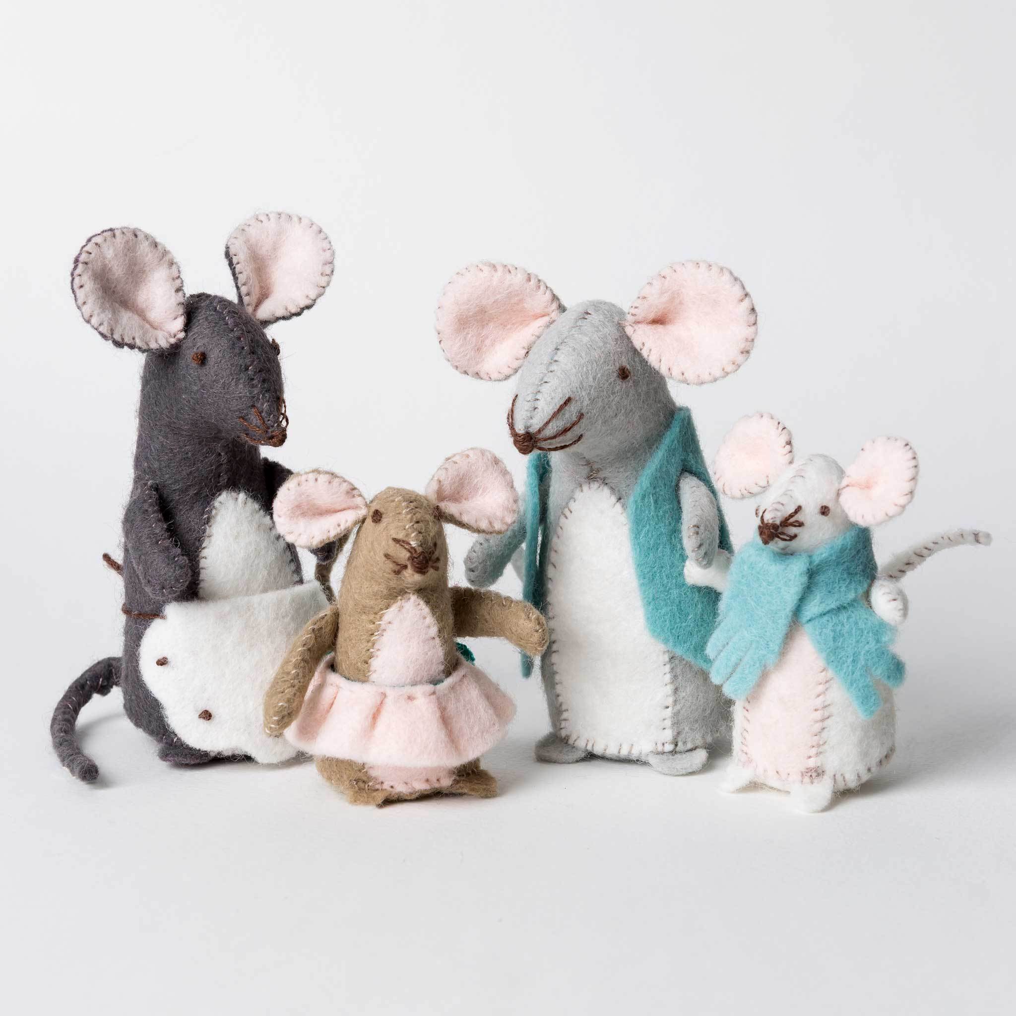 Mouse Family Felt Craft Kit - The Art of Home - Jacquelynne Steves